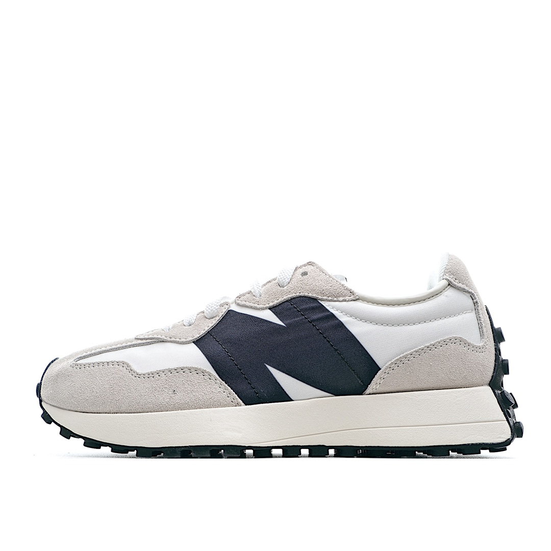 G5 纯原版本 New Balance NB327系列复古休闲运动慢跑鞋 原厂细翻毛 原数据档案结合二次高弾MD材料打造原版鞋底 鞋面由原厂特殊定制材料纹路细腻 多道序QC把关品质完善 细节完美 以更纯粹的复古风格设计打造的全新造型 侧身还以解构设计 将 N 字标志以做旧压花样式呈现 样式别具新意 而麂皮、冲孔皮革的塑造 则呈现出高级怀旧气质 也让鞋款在奢华时装风格与运动氛围之间达到了平衡