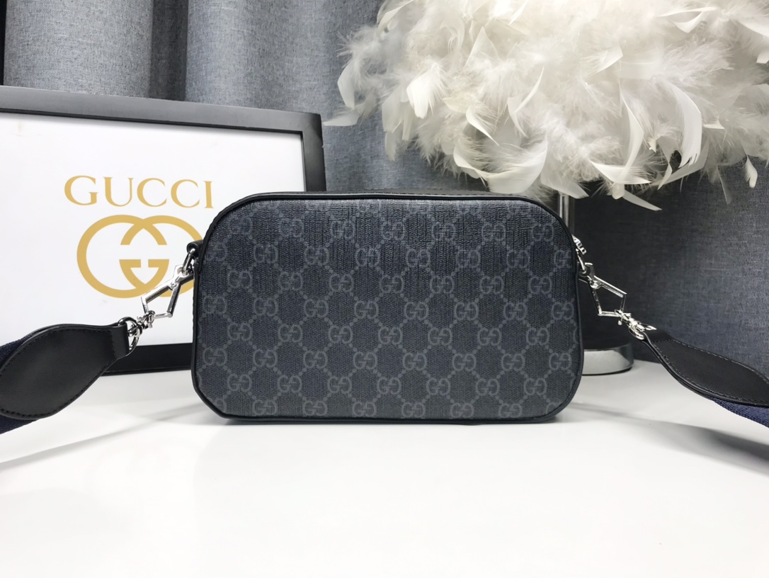 黒色相机包 - デザイン性と機能性が融合したスタイリッシュな肩背包