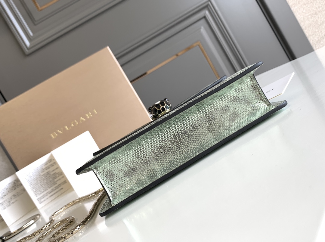 BVLGARI宝格丽"Sprpenti Forever "薄荷绿金属质感水蛇皮肩背包61879