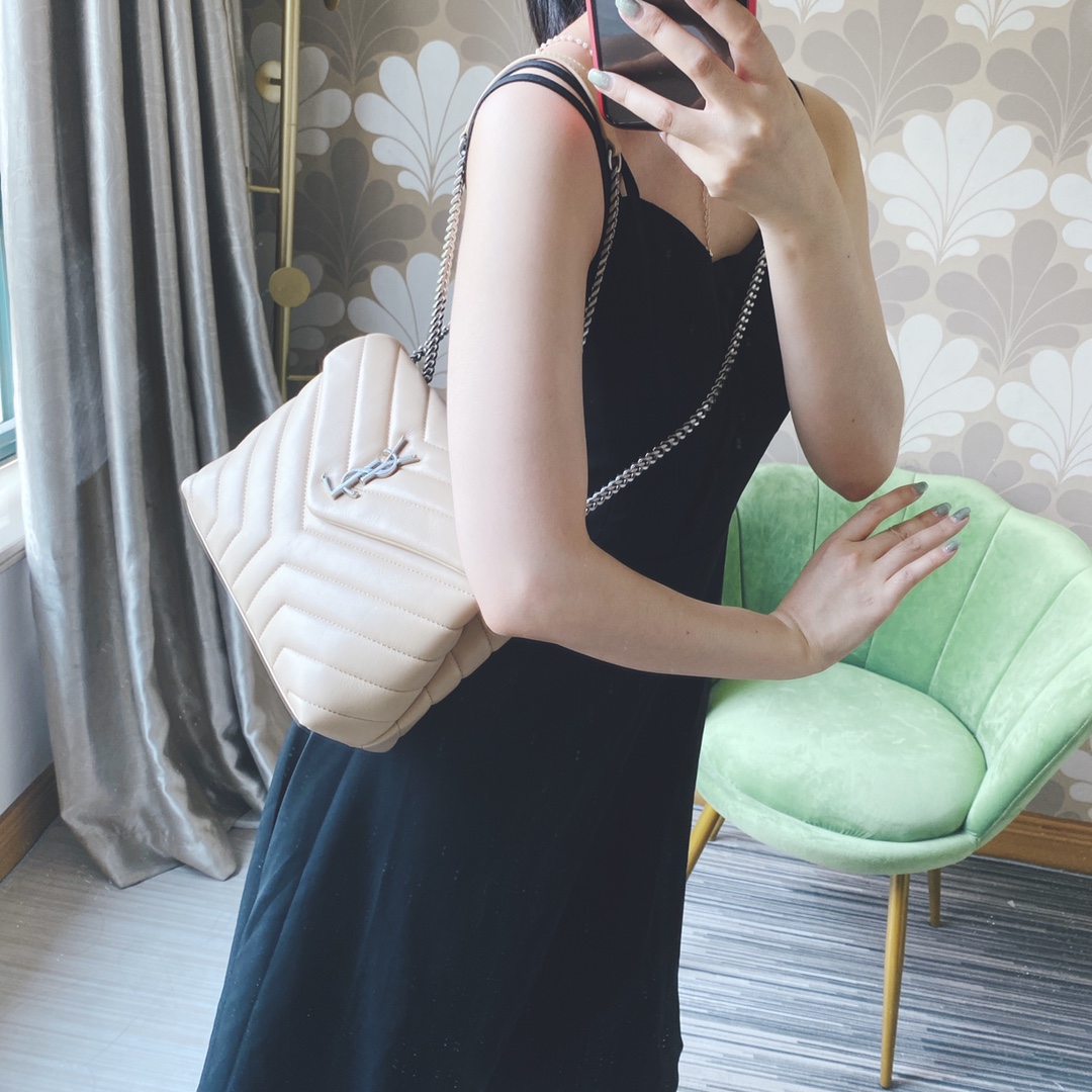 路易威登 Louis Vuitton 高定典藏名品高定成衣时装外套连衣裙衬衫T恤 #10699909 4