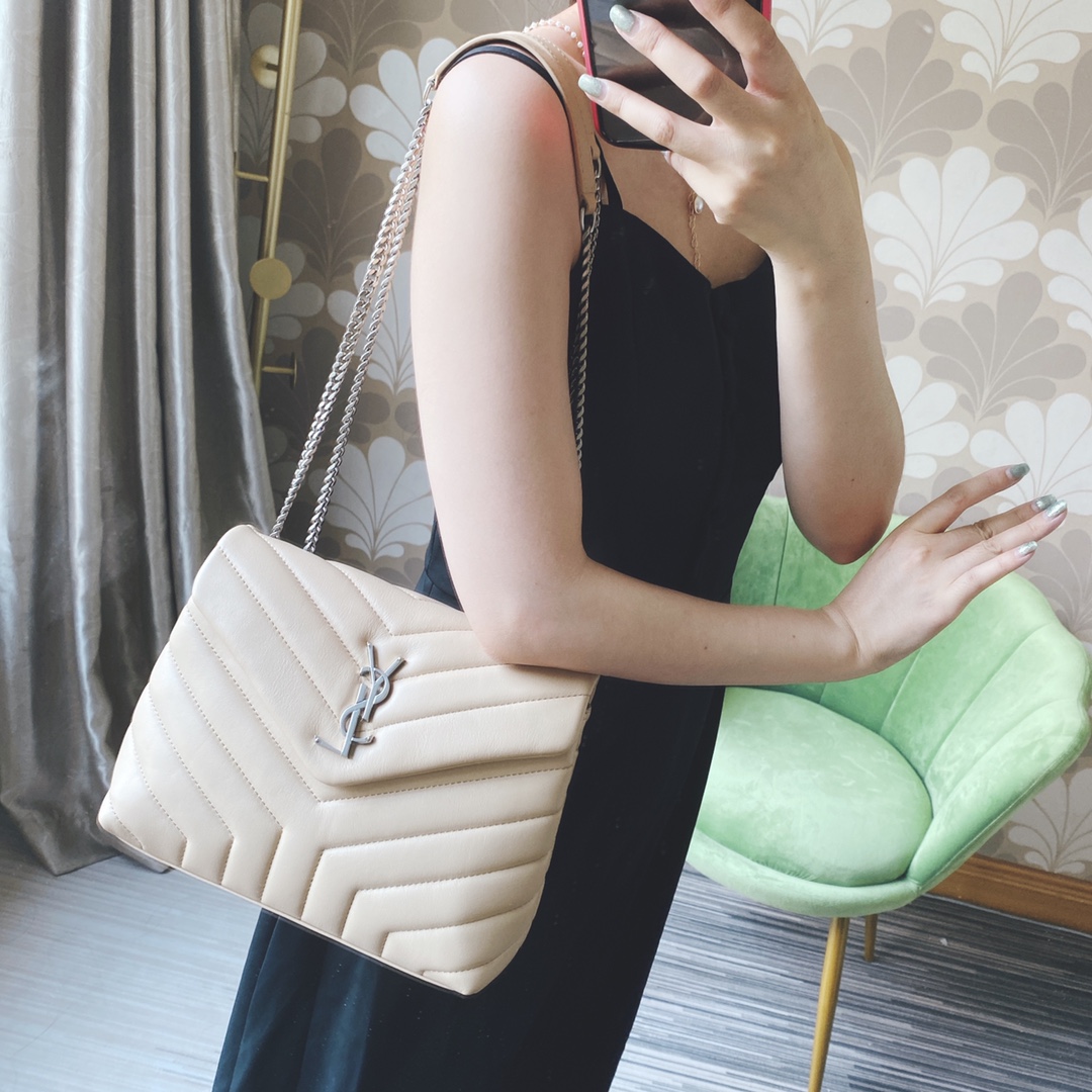 路易威登 Louis Vuitton 高定典藏名品高定成衣时装外套连衣裙衬衫T恤 #10699909 3