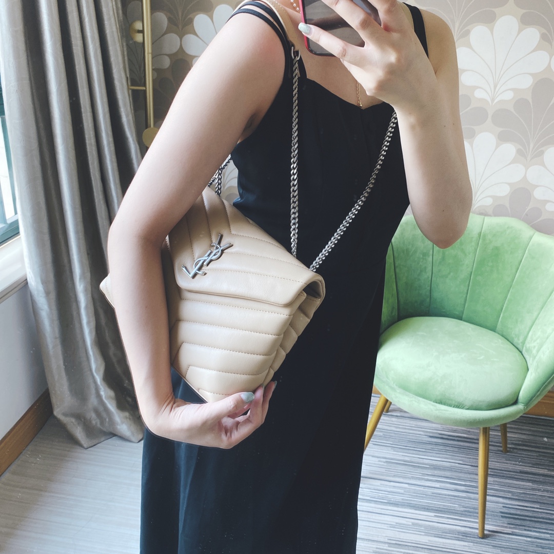路易威登 Louis Vuitton 高定典藏名品高定成衣时装外套连衣裙衬衫T恤 #10699909 5