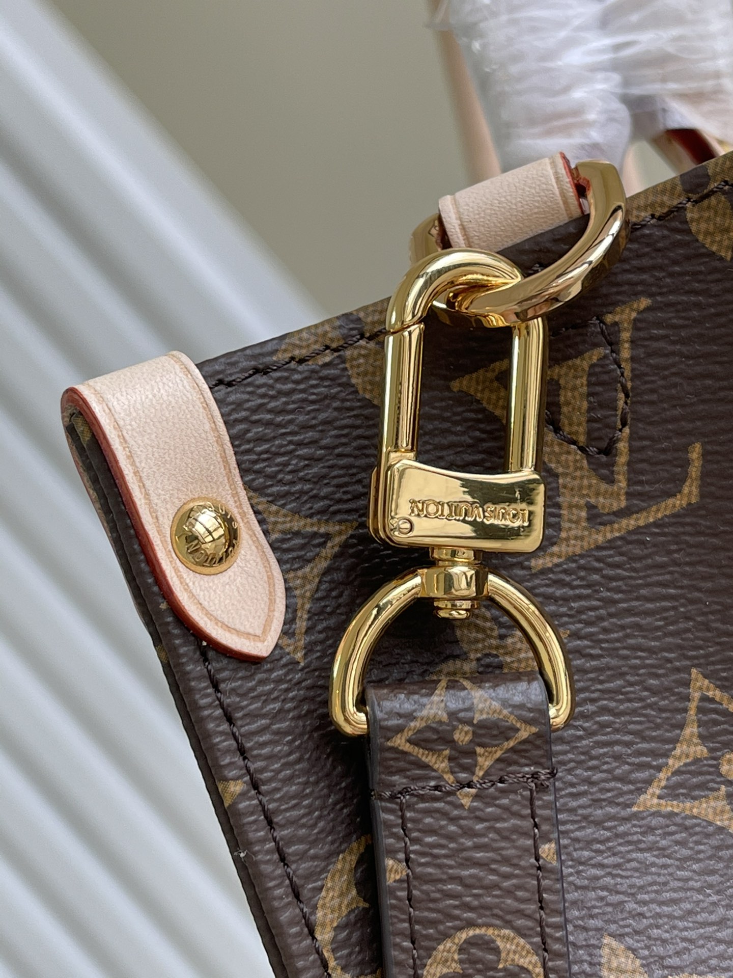 Louis Vuitton Luxury Handbag Collection 5