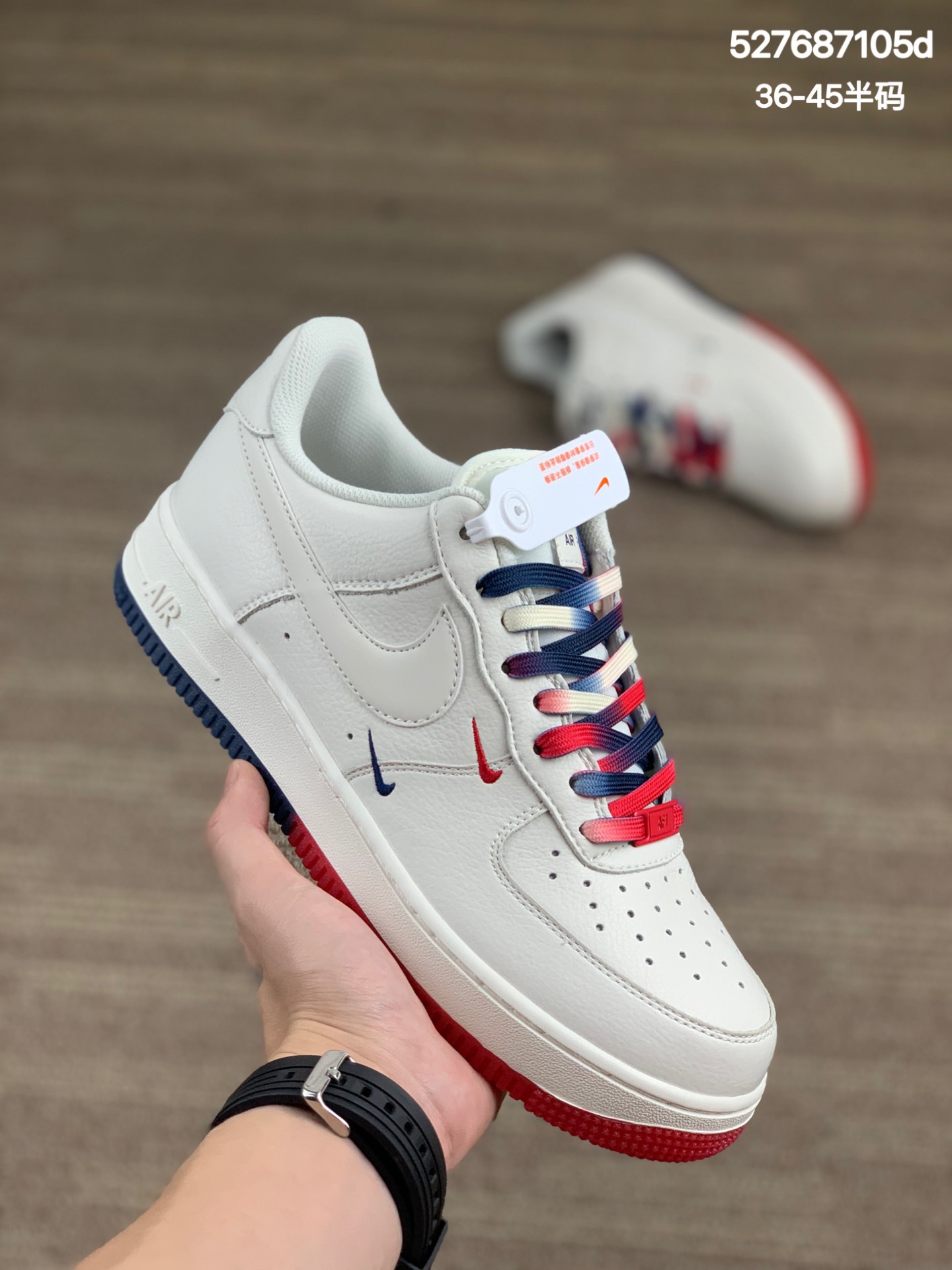 
Air Force 1 ’07 SU19 蓝红渐变原楦头原纸板 纯正空军版型专注外贸渠道 全掌内置蜂窝气垫 #原盒配件 原厂中底钢印、拉帮完美   官方货号：CT1989KSIZE：36 36.5 37.5 38 38.5 39 40 40.5 41 42 42.5 43 44 44.5 45
编码:527687105d