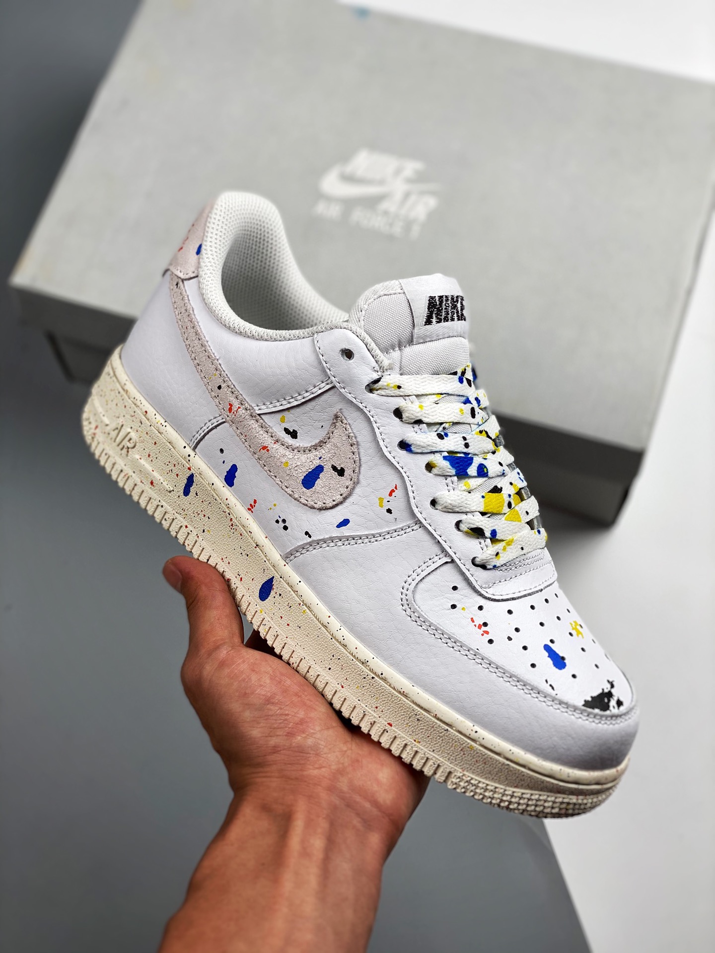 NK Air Force 1 '07 Lv8 Low "Paint Splatter" blanco con salpicaduras multicolor, horma y plantilla originales, auténtica…