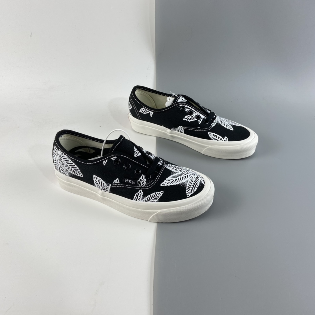 P150 Vans Vault OG Authentic LX高端支线21SS 黑白麻叶帆布复古板鞋 VN0A4BV94JN