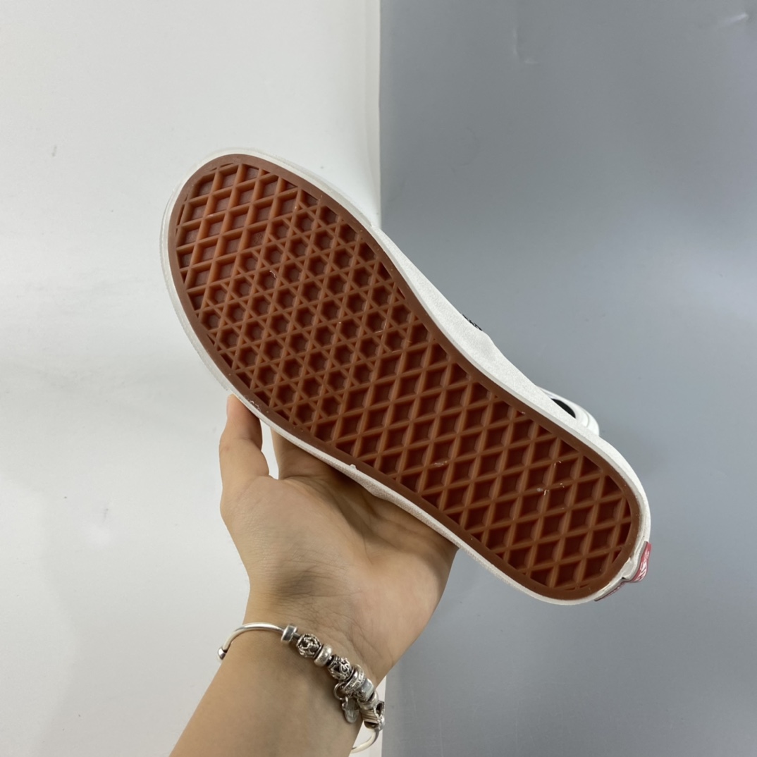 P150 Vans Vault OG Authentic LX高端支线21SS 黑白麻叶帆布复古板鞋 VN0A4BV94JN