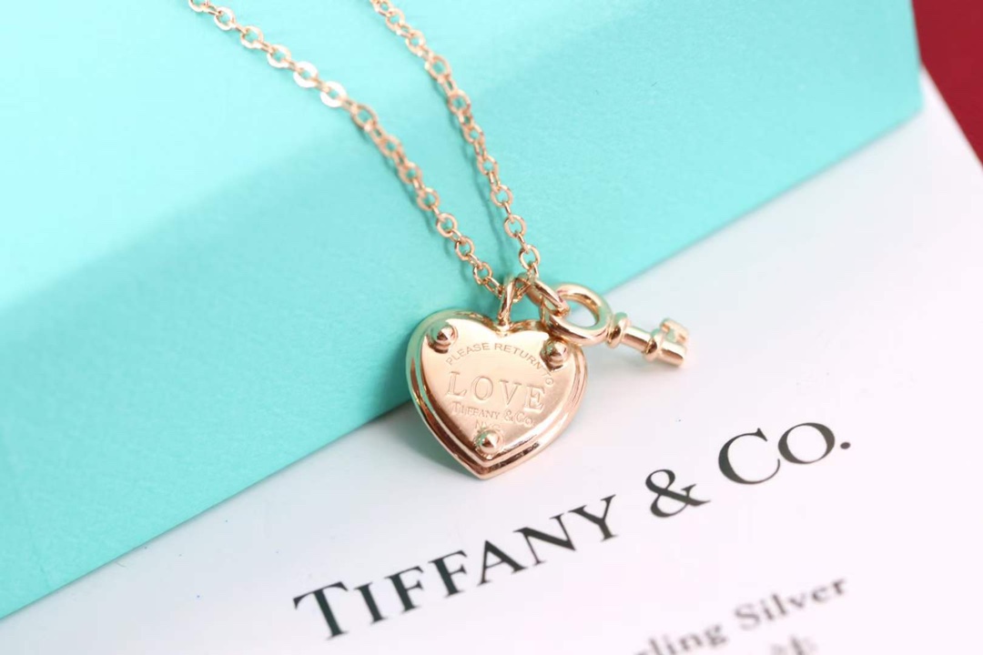 Tiffany & Co. Tiffany&Co. 玫瑰金心锁 纯银 锁骨项链