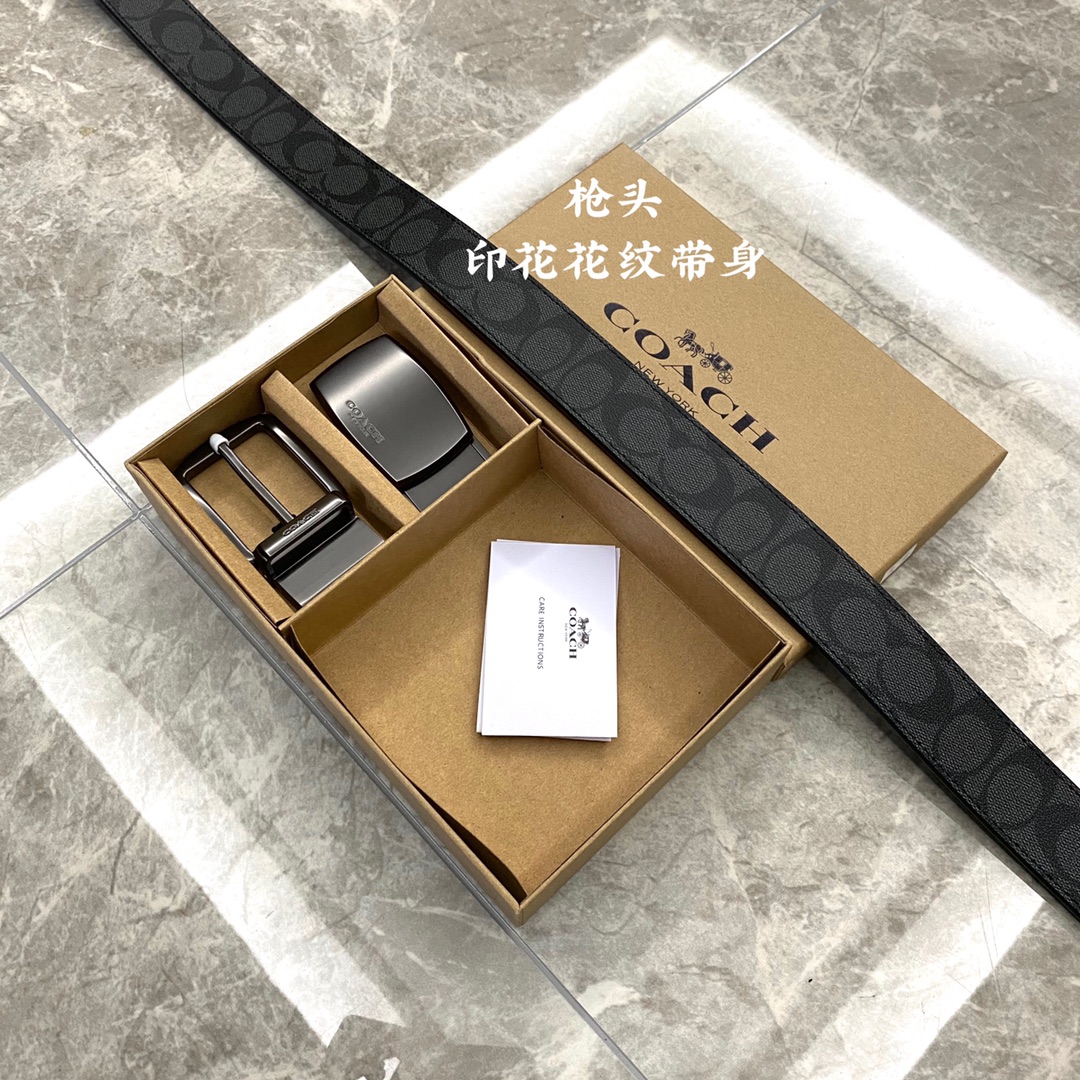 蔻驰双扣皮带💰130 可为双面用.长度可以剪.精湛的皮革制造技术以及周到细致的包装.也成为受顾客欢迎的品牌的特色.礼盒全套包装. 长期供应. 送礼佳品.带身宽度3.8cm