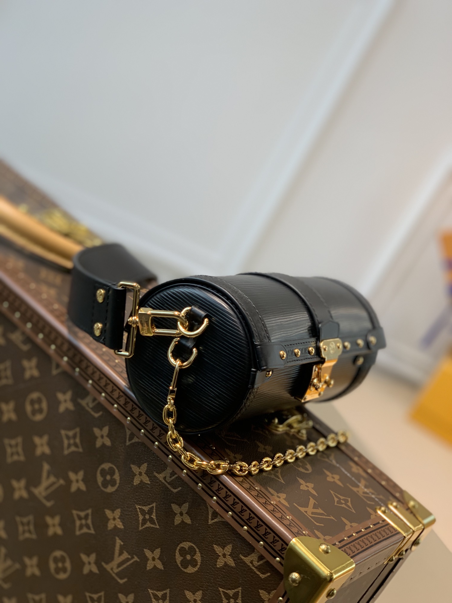 Louis Vuitton LV Papillon Trunk Bag M58655 黑色