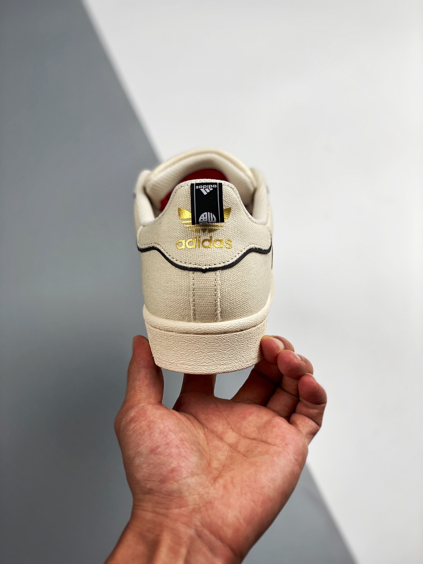 Miniatura 8