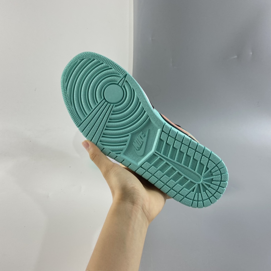 P200 Air Jordan 1 Low AJ1低帮时尚休闲板鞋 CK3022-301