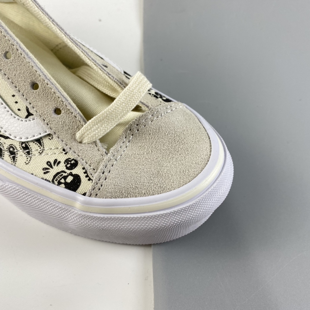 P150 Vans Style 36 万斯骷髅头印花 低帮硫化帆布休闲板鞋 VN0A4BVEN8K