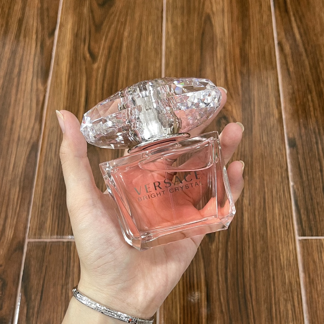Versace Bright Crystal Eau de Toilette - 90ml Floral Fruity Fragrance 3 i1622262506 1925 2
