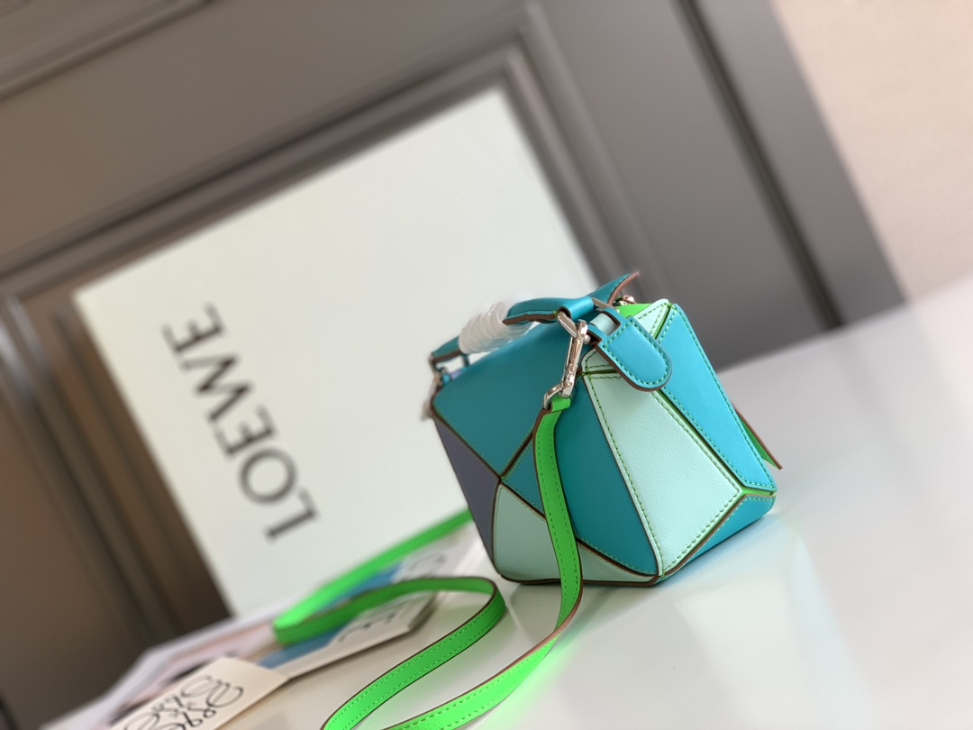 Loewe Loe*we 拼色Puzzle