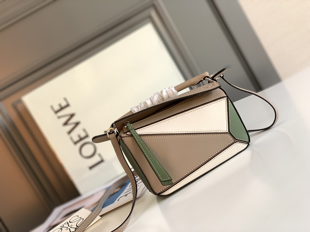Loewe Loe*we 拼色Puzzle