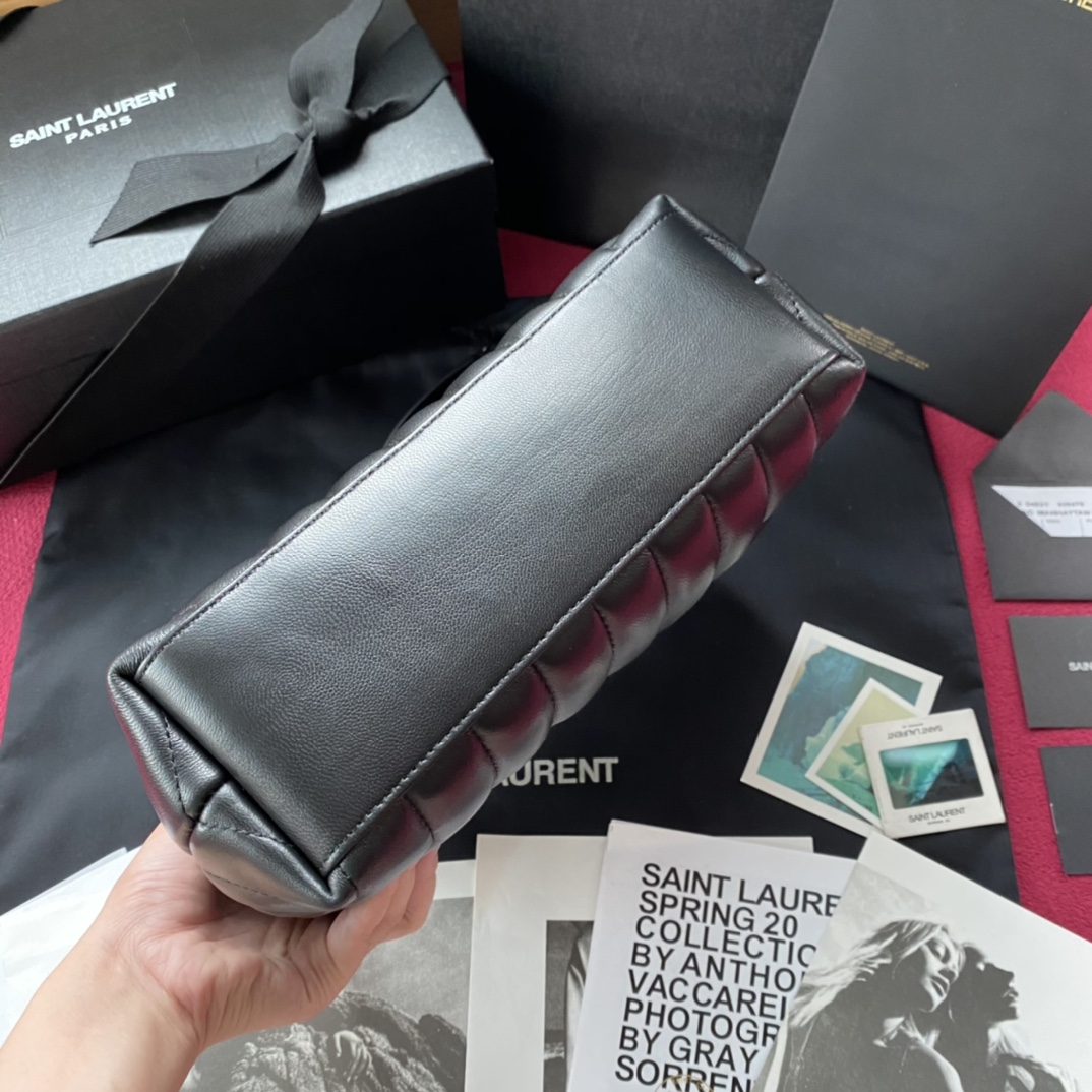 Saint Laurent #𝙇𝙤𝙪𝙇𝙤𝙪 版本【 全套包装】一直被大家追问这个款式的小号什么时候