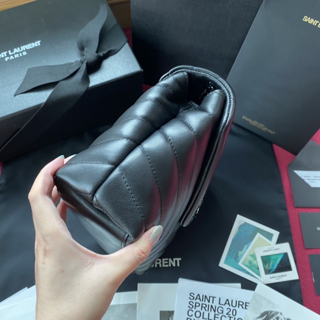 Saint Laurent #𝙇𝙤𝙪𝙇𝙤𝙪 版本【 全套包装】一直被大家追问这个款式的小号什么时候