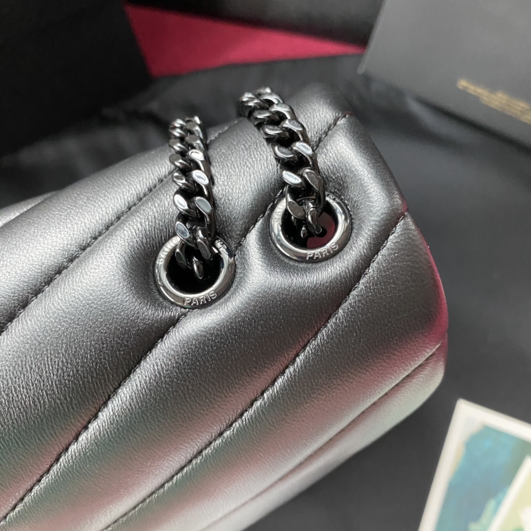 Saint Laurent #𝙇𝙤𝙪𝙇𝙤𝙪 版本【 全套包装】一直被大家追问这个款式的小号什么时候
