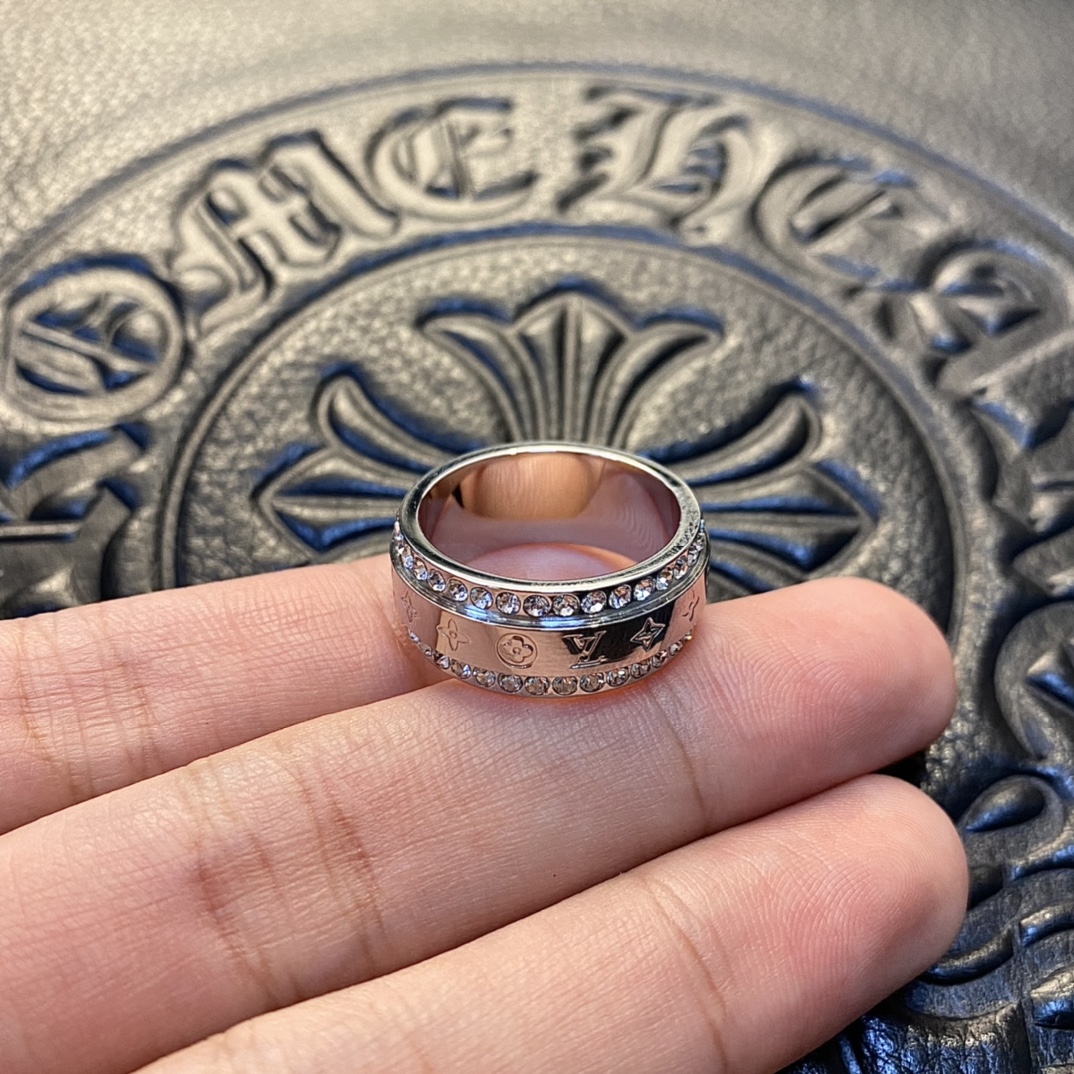 LV Ring