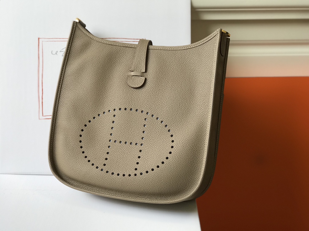 Hermes Evelyne Crossbody & Shoulder Bags Grey Turtle Dove Gold Hardware Kate
