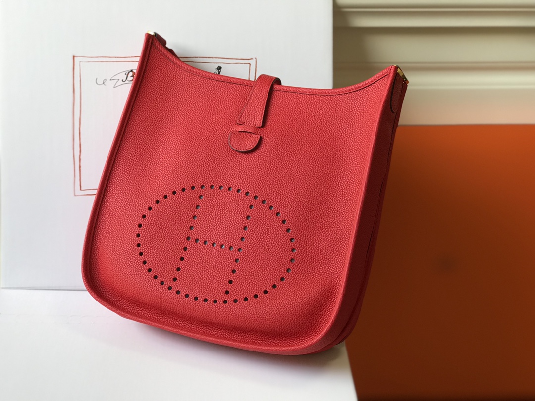 Hermes Evelyne Crossbody & Shoulder Bags Red Gold Hardware Kate