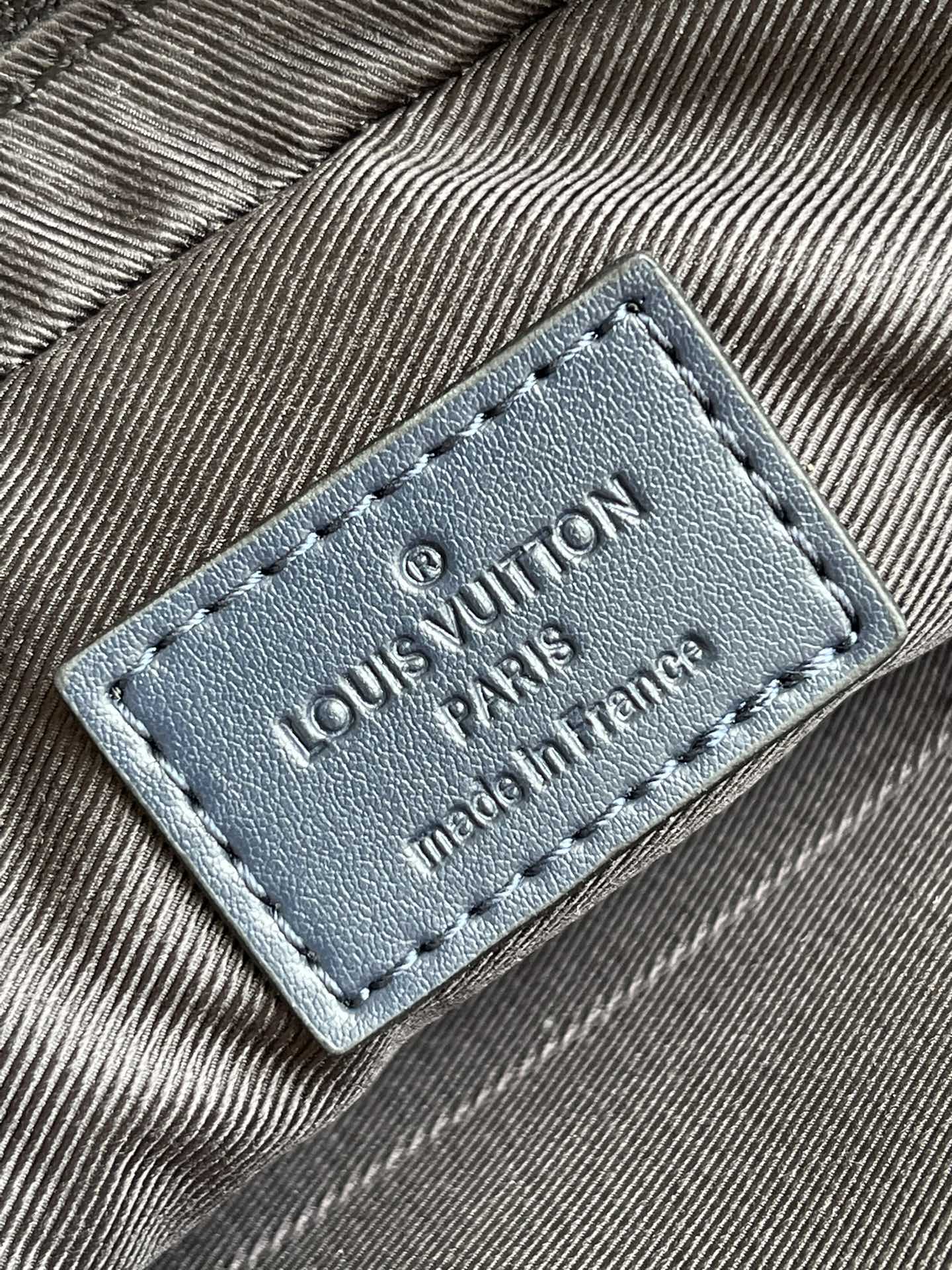 Louis Vuitton LV Duo Messenger邮差包 M45730