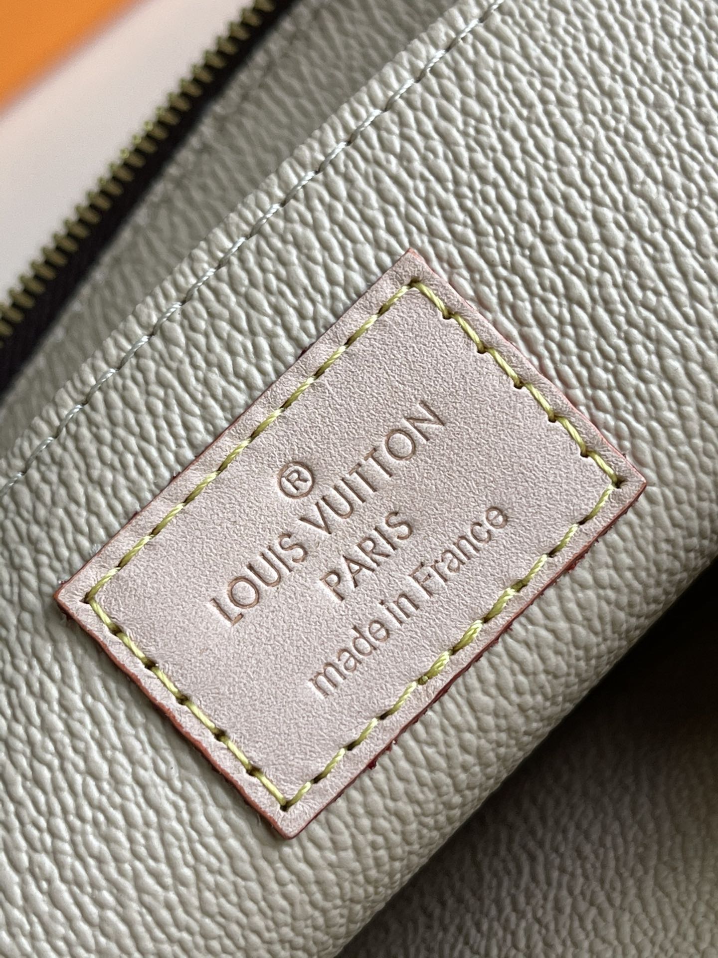Louis Vuitton LV Cosmetic Pouch GM大号化妆包M47353