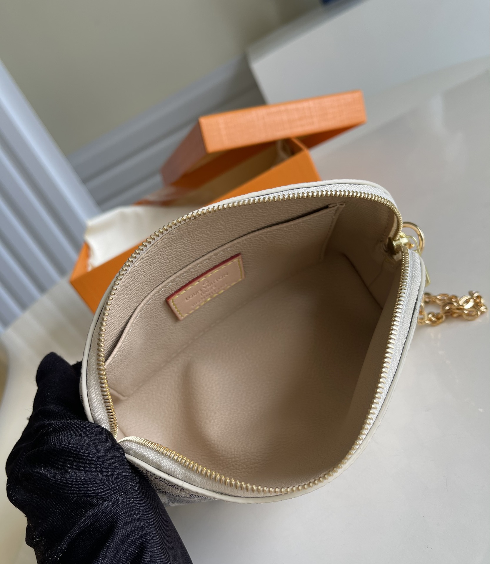 Louis Vuitton LV Cosmetic Pouch化妆包 N60024