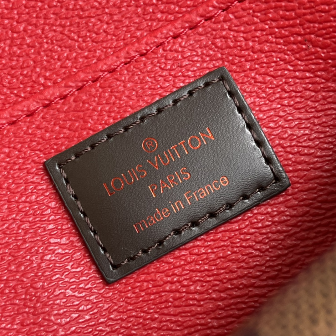Louis Vuitton LV Cosmetic Pouch化妆包 N47516