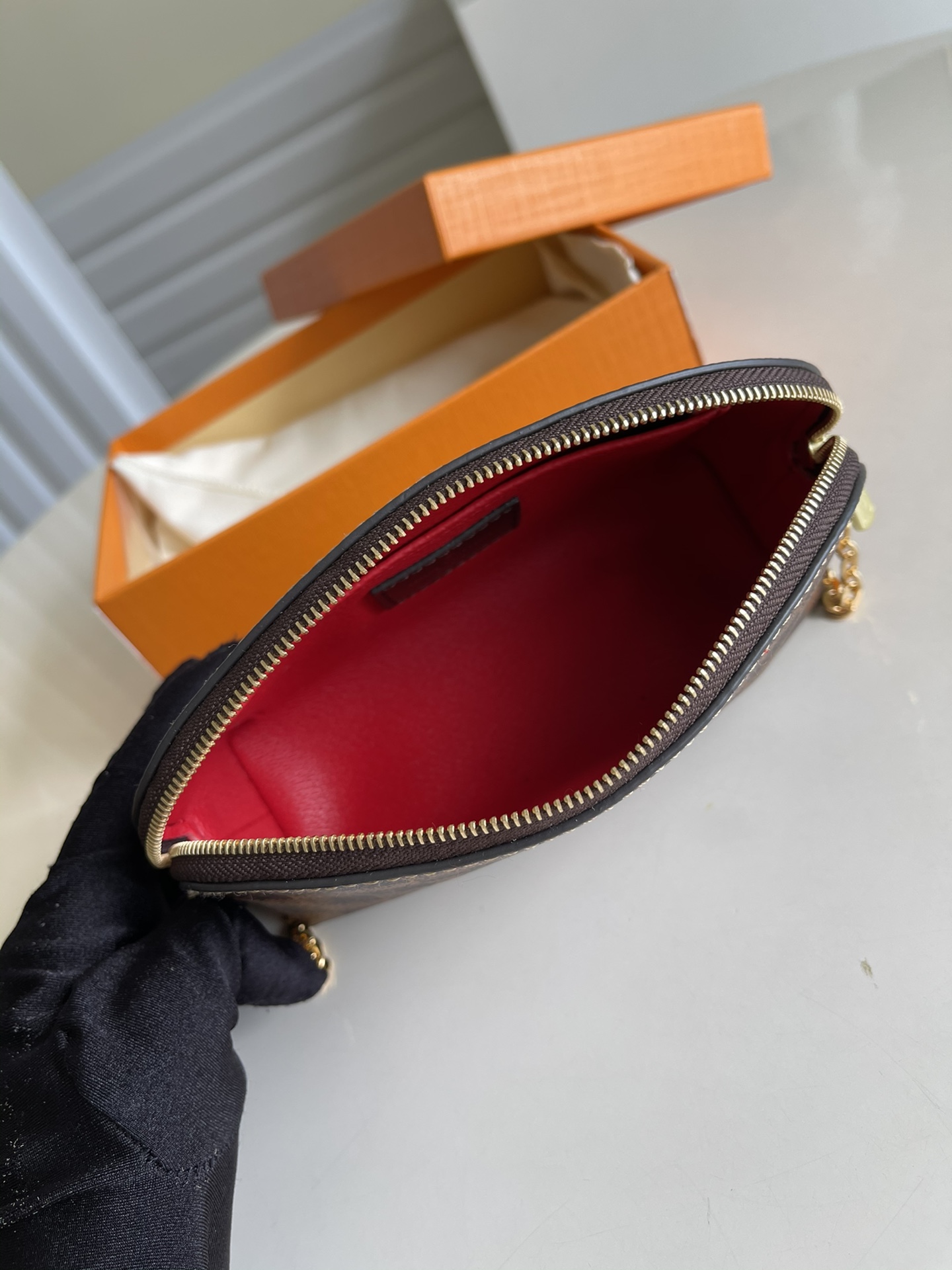 Louis Vuitton LV Cosmetic Pouch化妆包 N47516