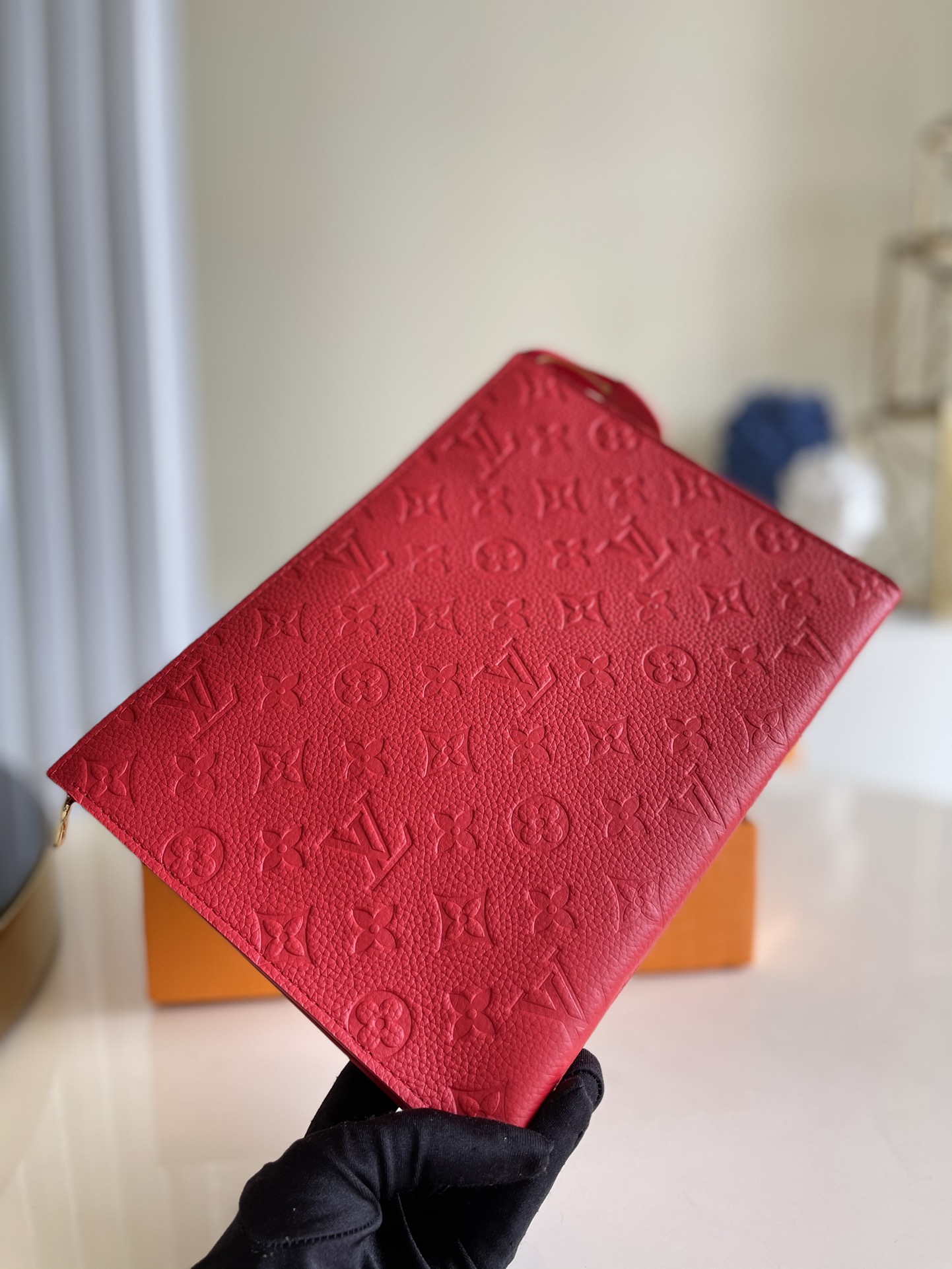 NO:396897,【Exclusive real photo M45665 big red embossed】Made from the new iconic EPl water ripples Monogram Eclipse canvas This new Pochette Voyage medium handbag with tough style can easily store personal essential items, size26X20X5cm c., LV [original leather], louis vuitton19860909【独家实拍M45665 大红压花】由全新标志性EPl水波纹Monogram Eclipse帆布裁制而成 此款风格硬朗的全新Pochette Voyage中号手袋可轻松收纳个人必备物品 ,size26X20X5cm c.,LV【原厂皮】,louis vuitton,Bag