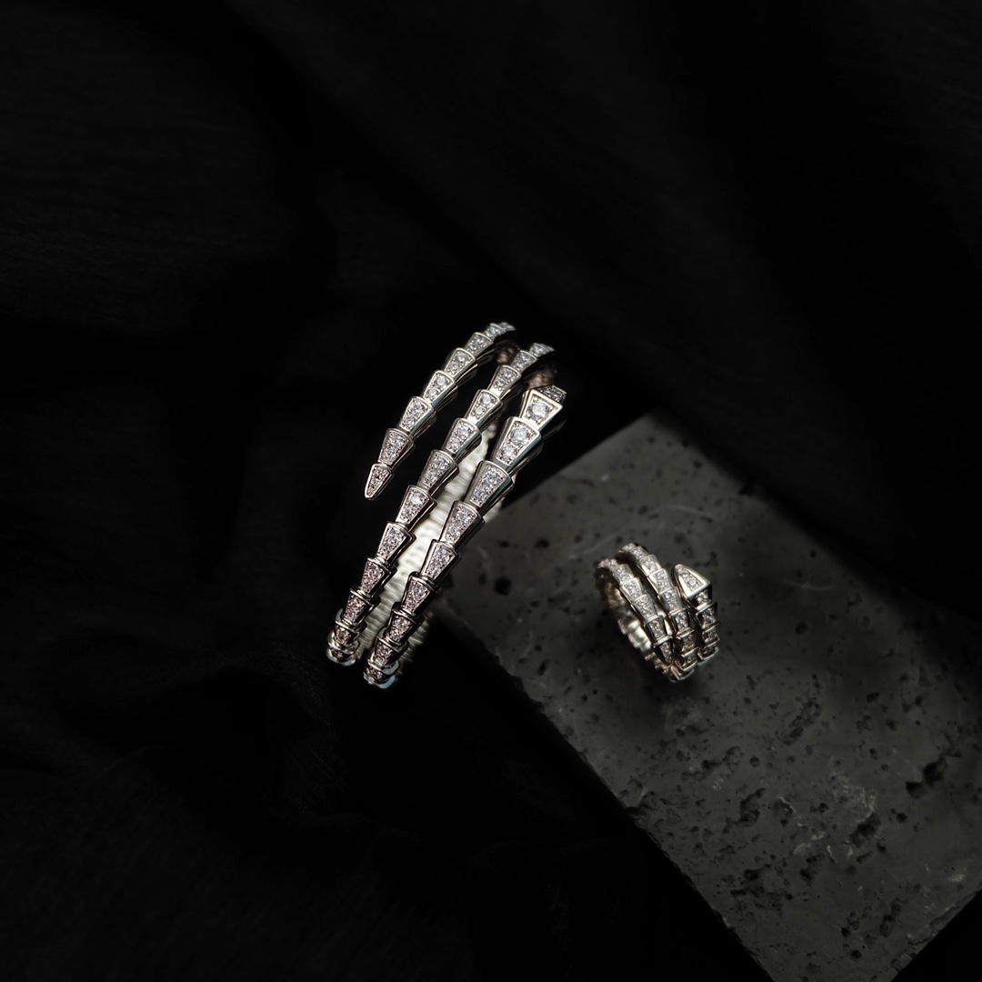 BVLGARI 宝格丽 手镯 经典 -顶级品质