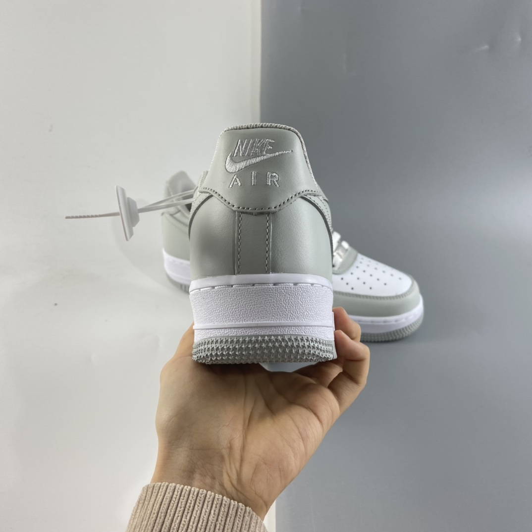 P220 NIKE Air Force 1 空军一号低帮运动休闲板鞋 AA1726-201