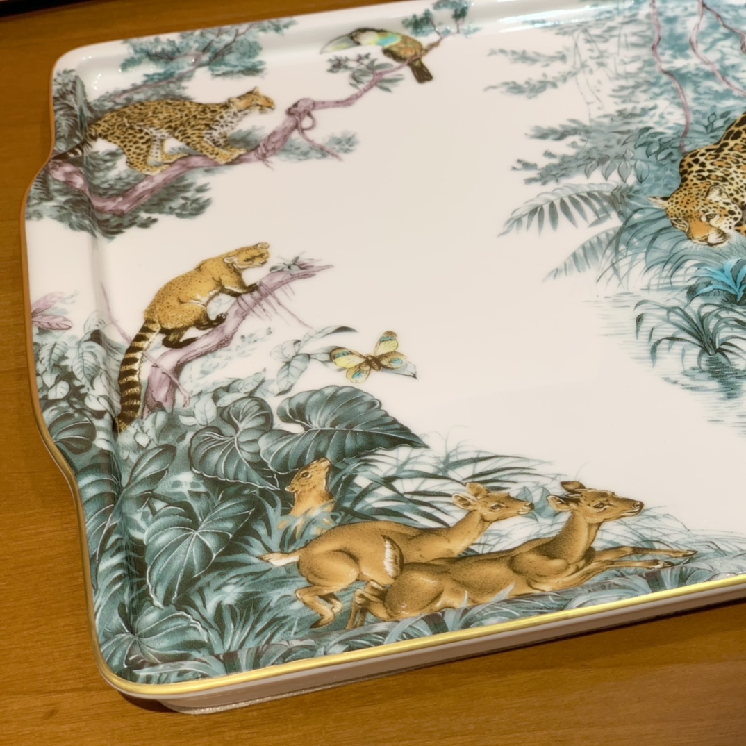 Louis Vuitton Haute Couture Maison Lifestyle Luxury Home Decor Blanket 3
