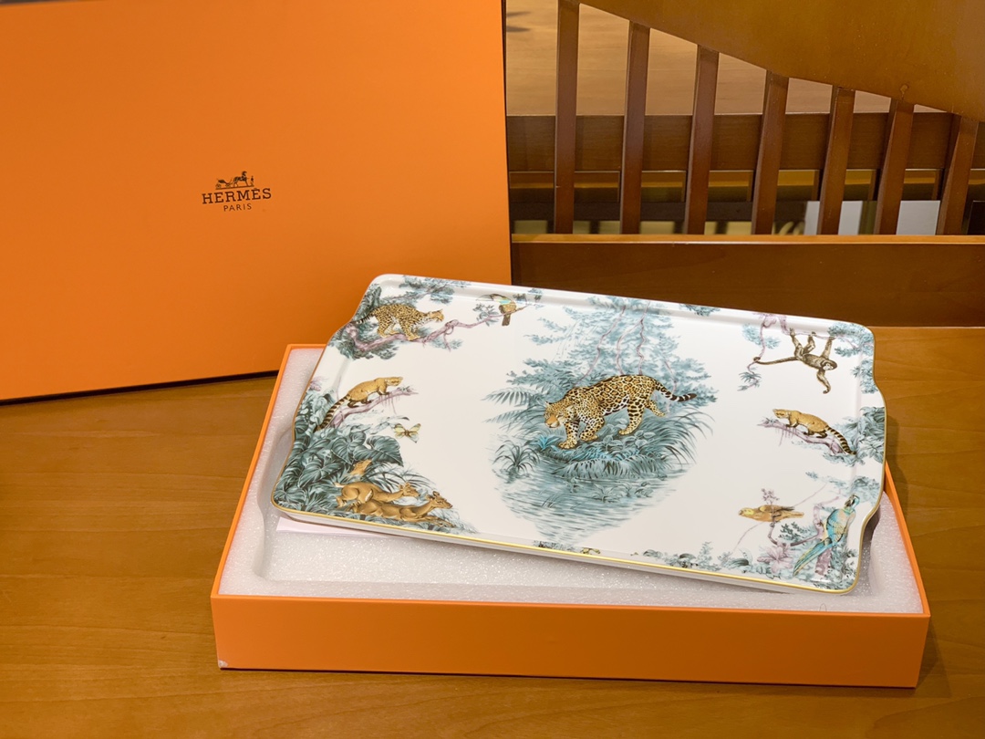 Louis Vuitton Haute Couture Maison Lifestyle Luxury Home Decor Blanket 9