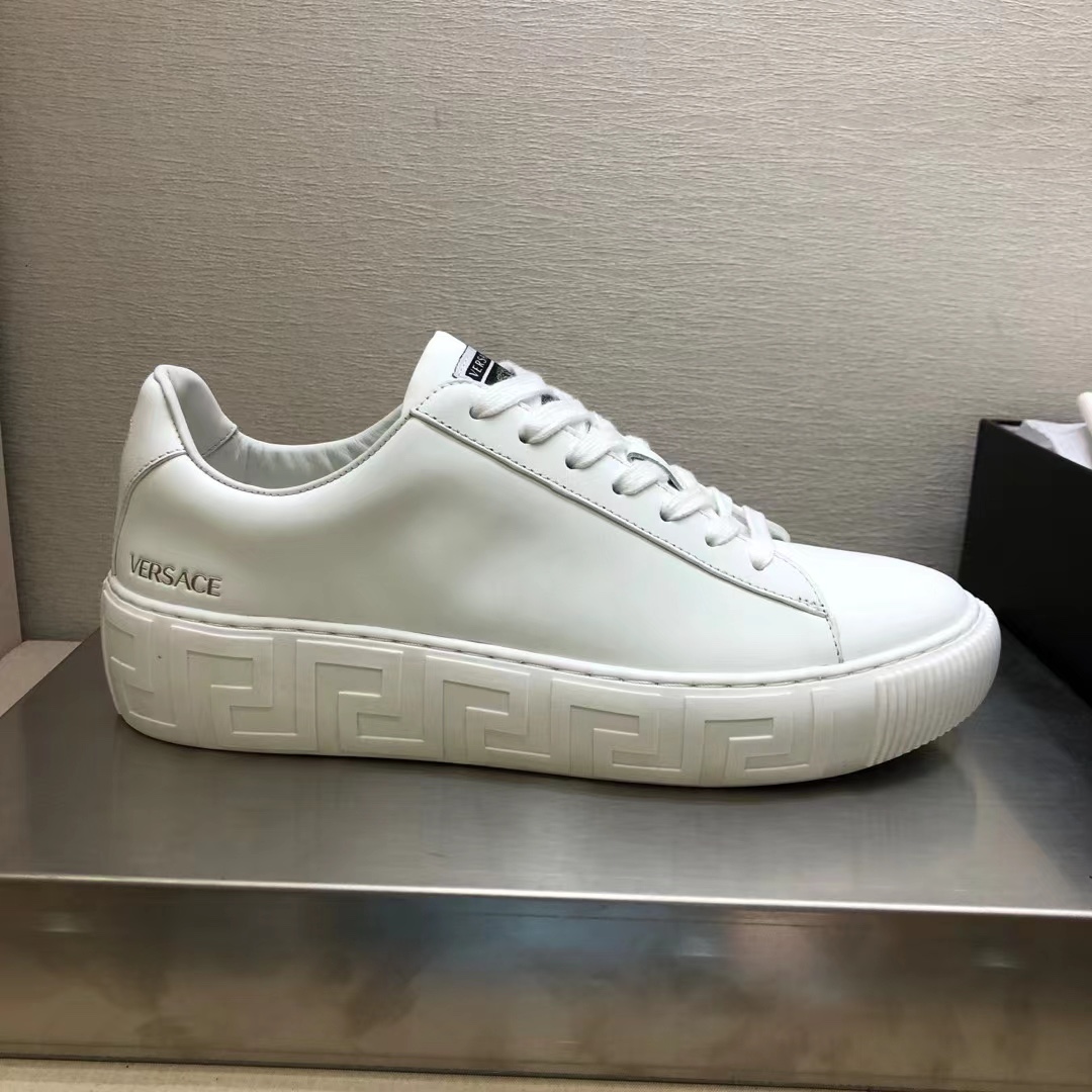 Versace White Leather Sneakers - Classic Style, Premium Quality, Comfort Fit 5 i1622360681 8232 3