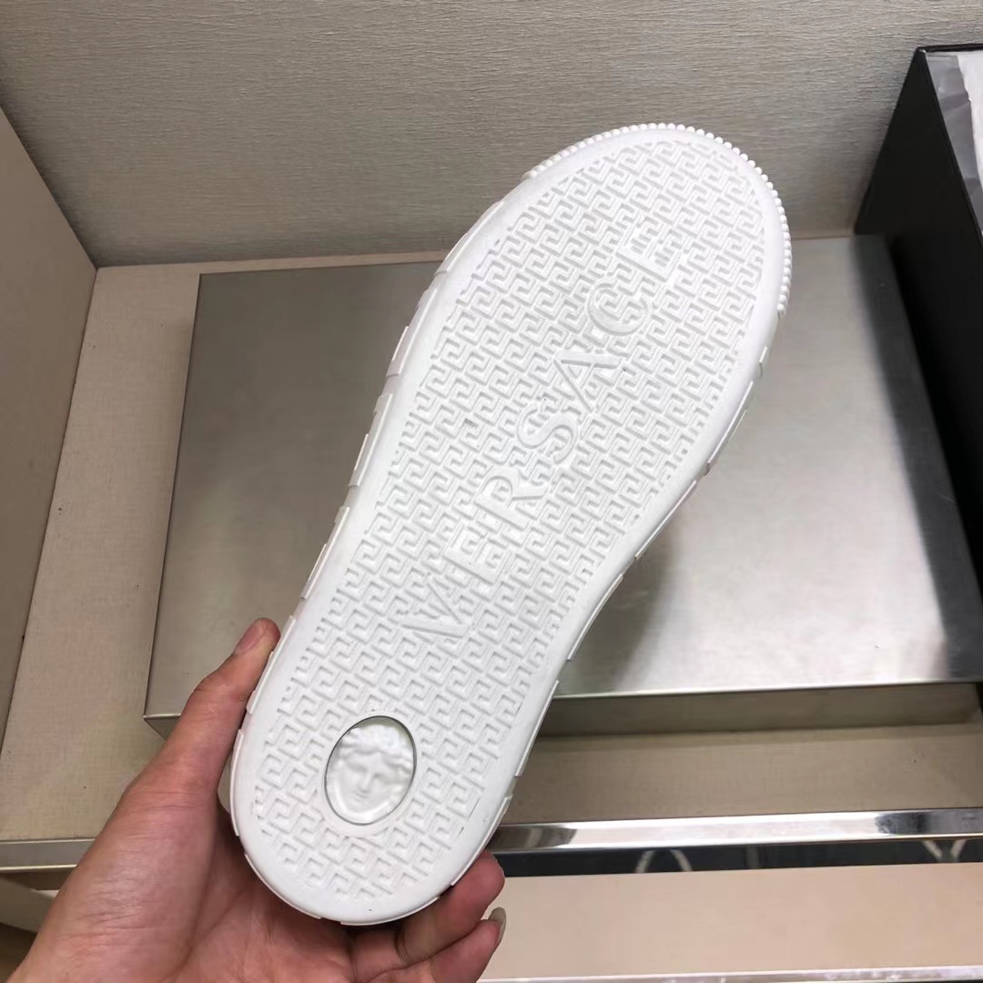Versace White Leather Sneakers - Classic Style, Premium Quality, Comfort Fit 10 i1622360681 8673 8