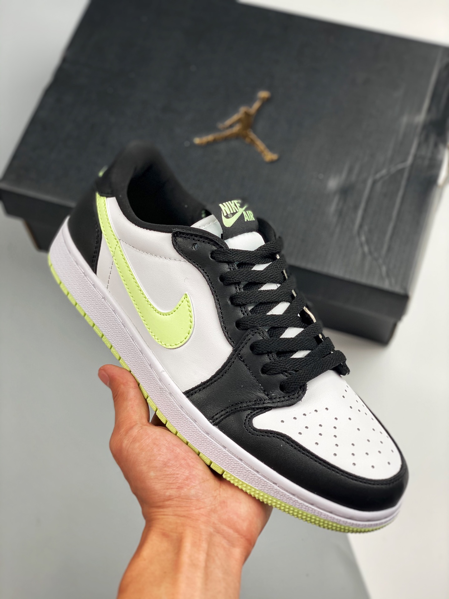 Air Jordan 1 Low negro y verde, color oficial sincronizado, producto de nivel original, zapatos originales de la empres…