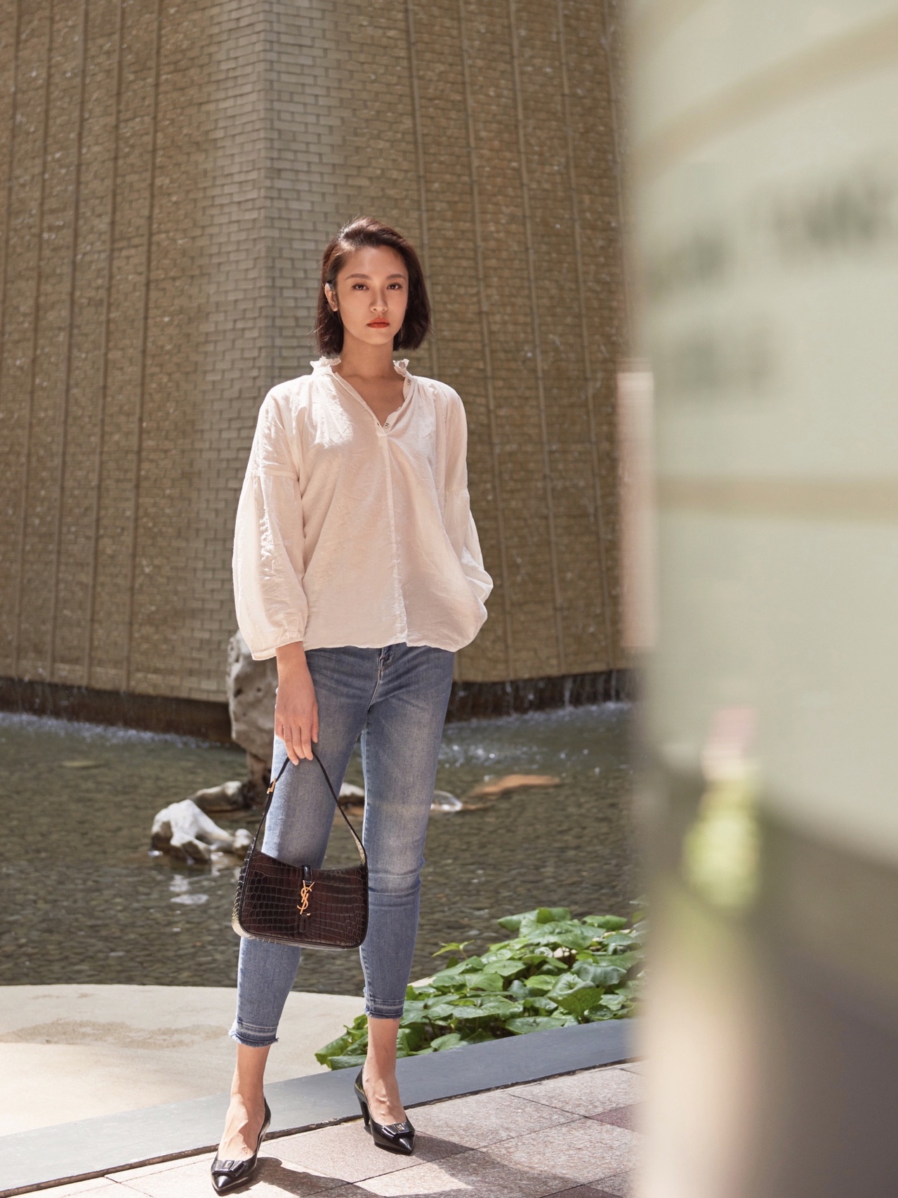 Saint laurent Ysl LE 5 À 7 鳄鱼纹腋下包 657228黑色