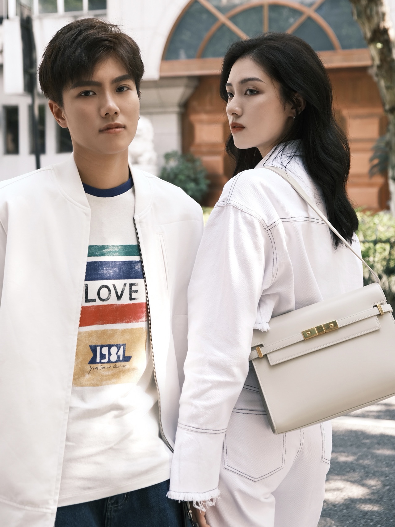 Ysl 𝑴𝒂𝒏𝒉𝒂𝒕𝒕𝒂𝒏 29CM曼哈顿法棍包 579271白色牙签纹金扣