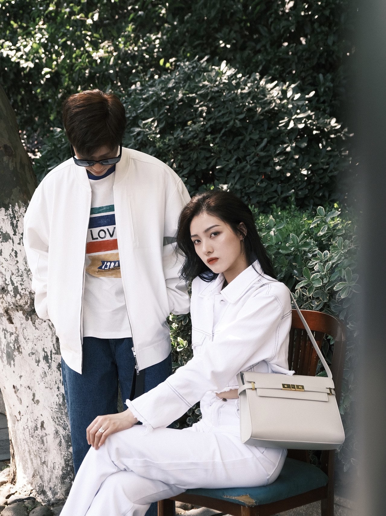 Ysl 𝑴𝒂𝒏𝒉𝒂𝒕𝒕𝒂𝒏 29CM曼哈顿法棍包 579271白色牙签纹金扣