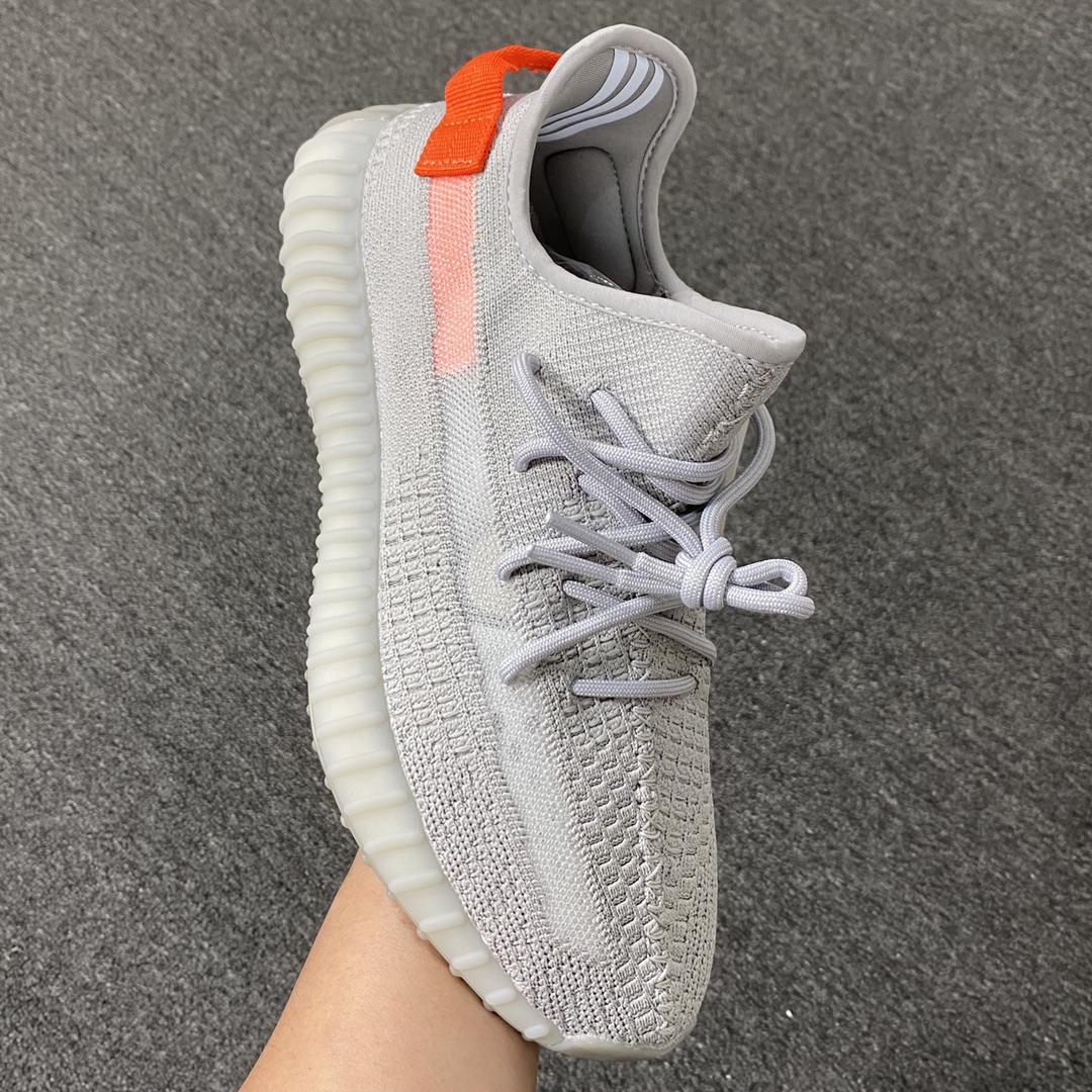 Yeezy350尾灯尺码36-48总