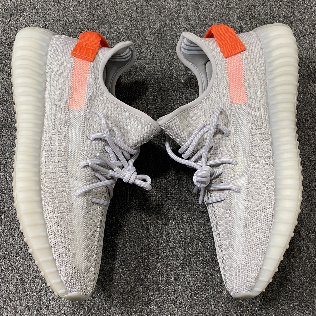 Yeezy350尾灯尺码36-48总