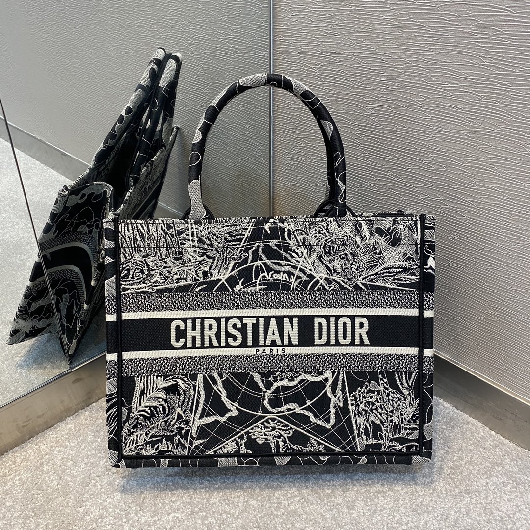 New Designer Replica
 Dior Book Tote Tote Bags Black Embroidery Summer Collection Fashion