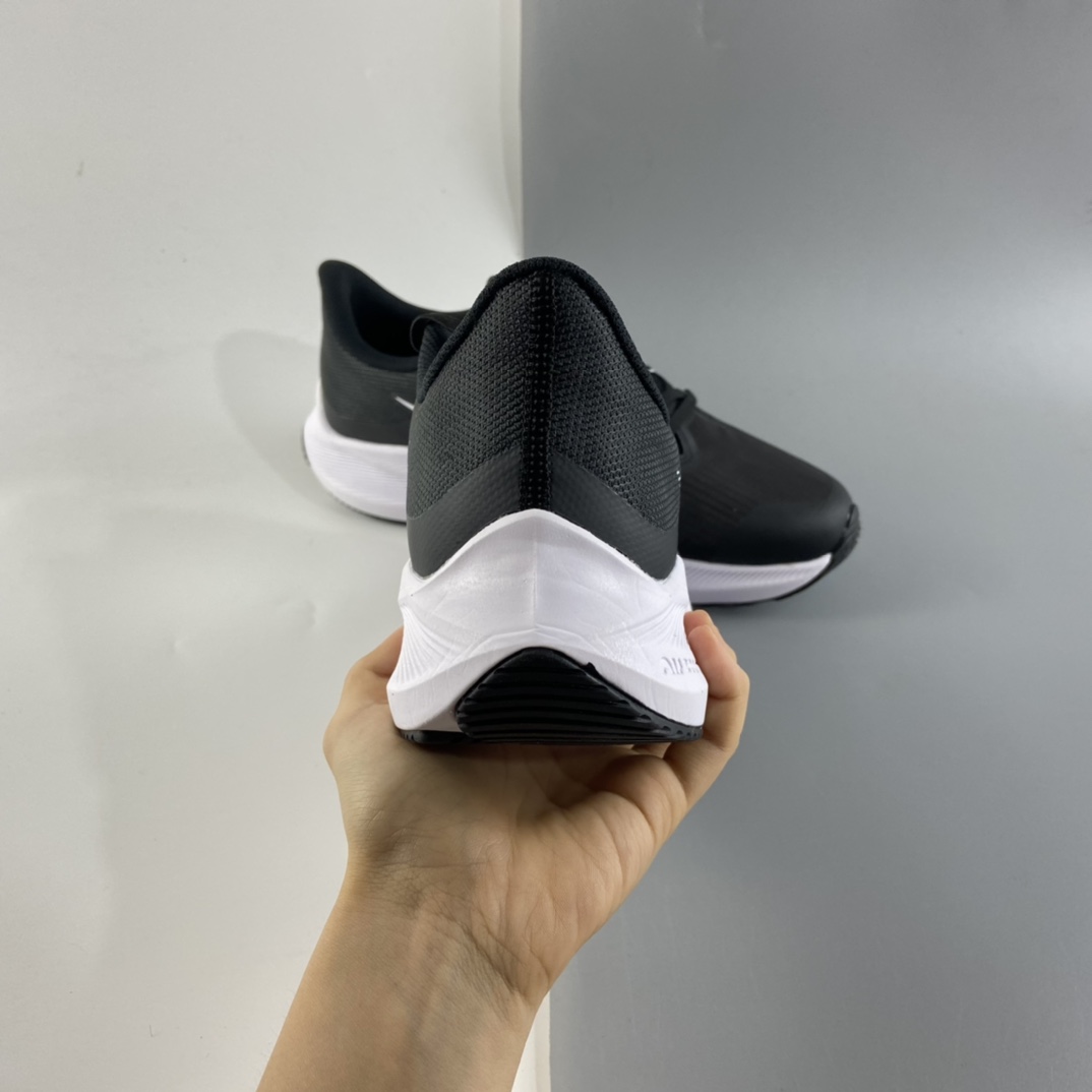 P180 Nike ZOOM WINFLO 8 登月8 轻便缓震运动鞋跑步鞋 CW3419-006