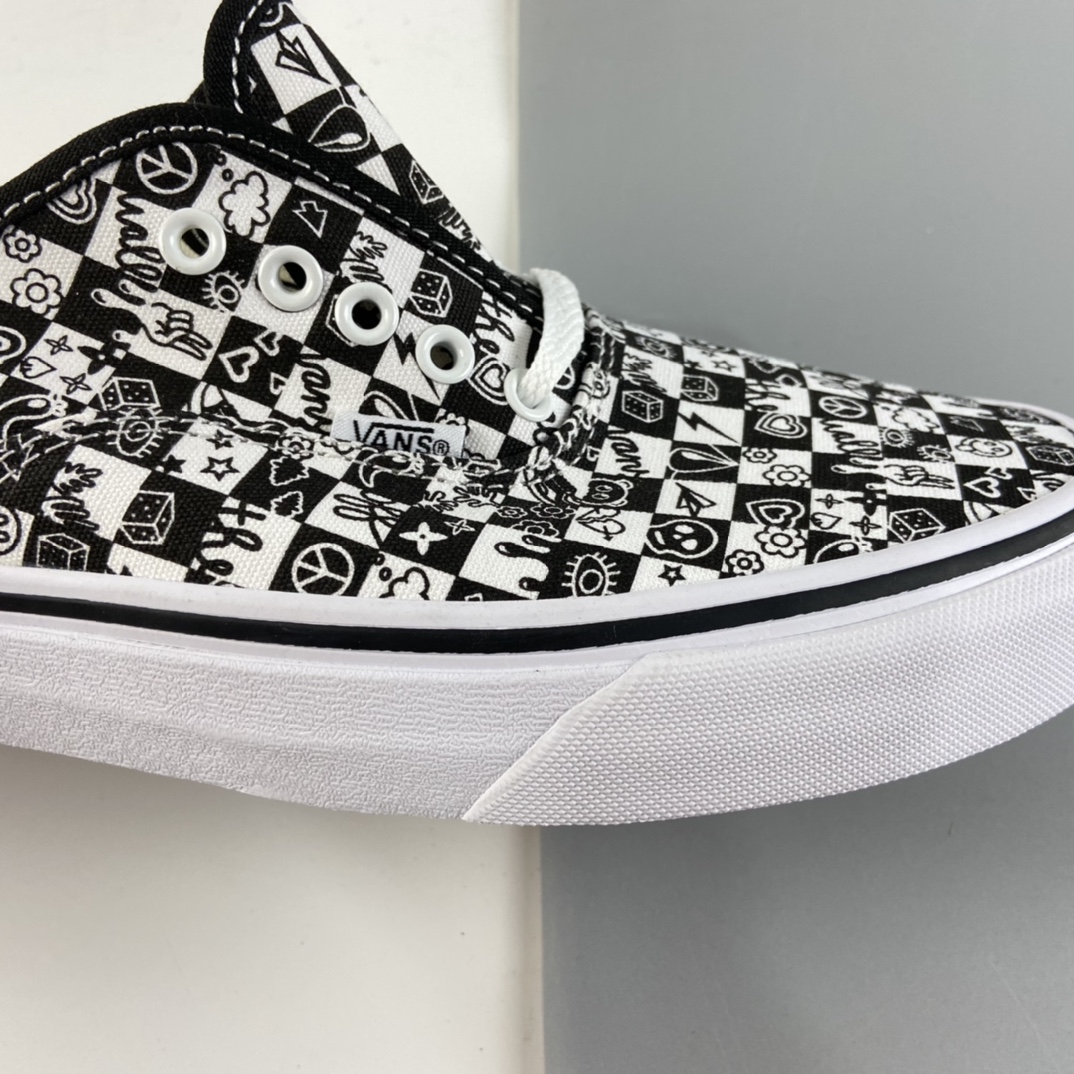 P150 Vans Authentic  黑白涂鸦印花 VN0A2Z518G