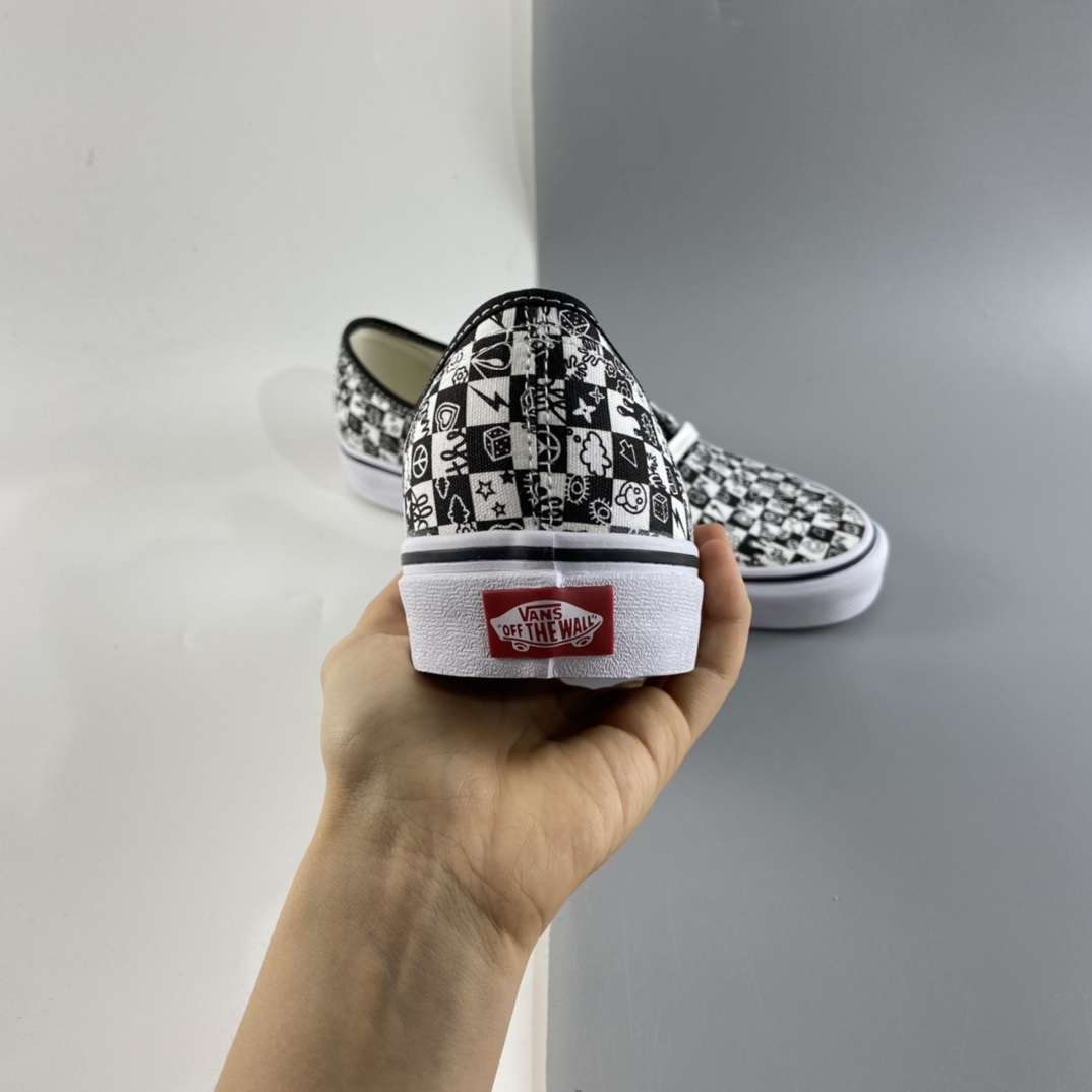 P150 Vans Authentic  黑白涂鸦印花 VN0A2Z518G
