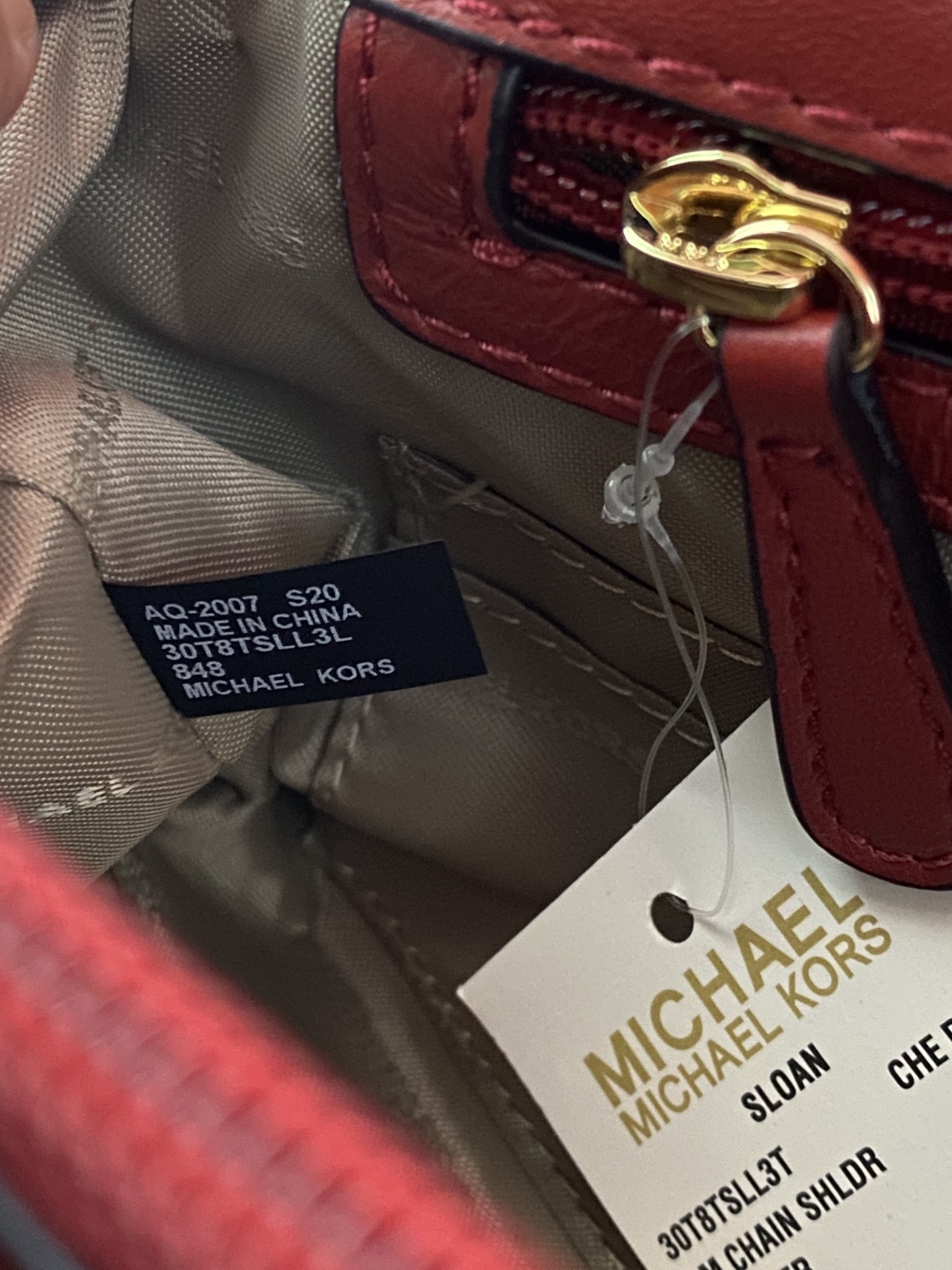 Michael Kors 菱格羊皮中号樱桃红 mk羊皮链条包 Sloan 系列新品 柔软细腻的羊皮 独具匠心的新锁扣