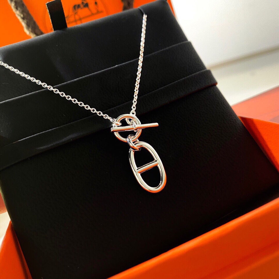 NO:102118,Recommended by the owner, the quality customized version is classic high-end and fashionable, pig nose OT button temperament necklace, Hermes necklace, hermes, necklace19860909店主推荐 品质定制版经典高级感时髦 猪鼻子OT扣气质项链,爱马仕项链,hermes,necklace,Jewelry